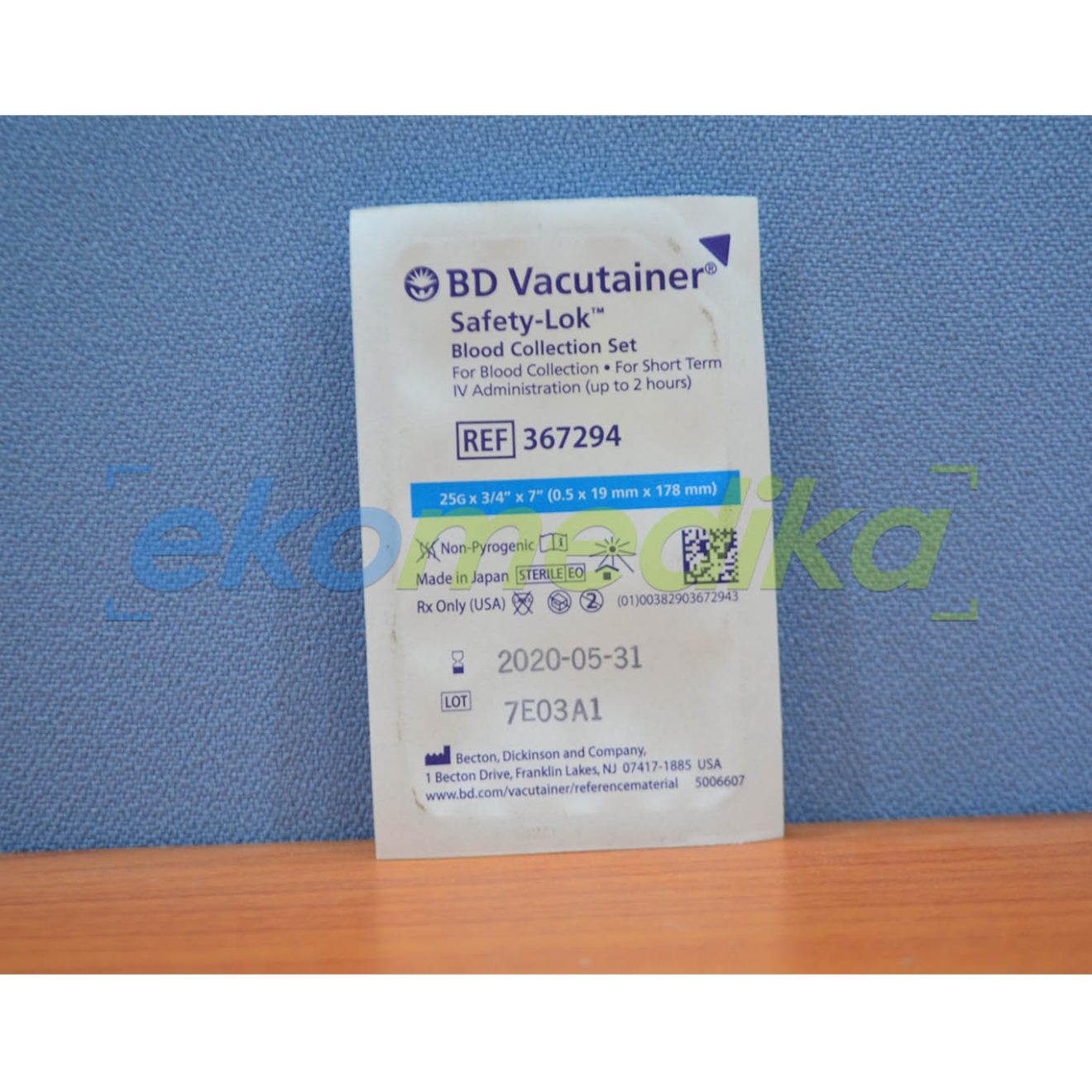 BD 367294 Vacutainer Wing Needle Safety-Lock 25G isi 50 - Eko Medika
