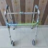 Walker-Roda-SELLA-912-L-Alat-Bantu-Jalan-Tongkat-Jeruman-Dengan-Roda-3.jpg