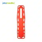 Papan spinal Long Spine Board GEA YDC 7A1 berwarna oranye dengan sabuk pengaman terpasang di atas permukaan putih.